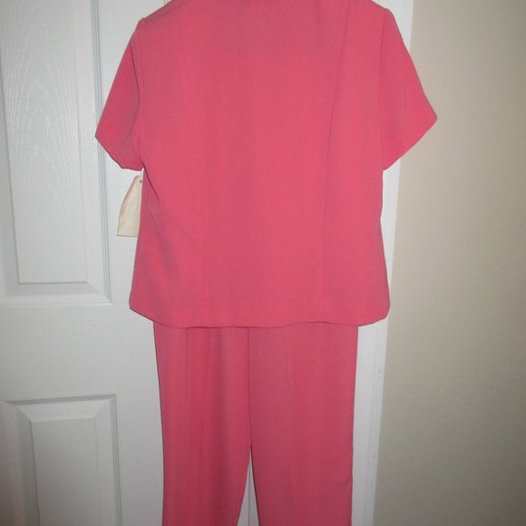 PANT SUIT - Joan Leslie - Short Sleeve - Salmon Pink - Sz 8P - Petite - NWT - Picture 4 of 7